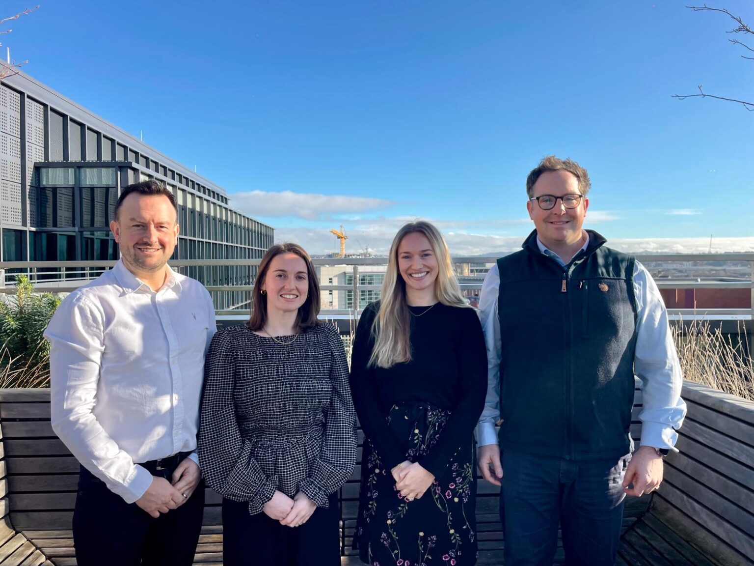 cbre-strengthens-sw-development-and-residential-land-team-with-new