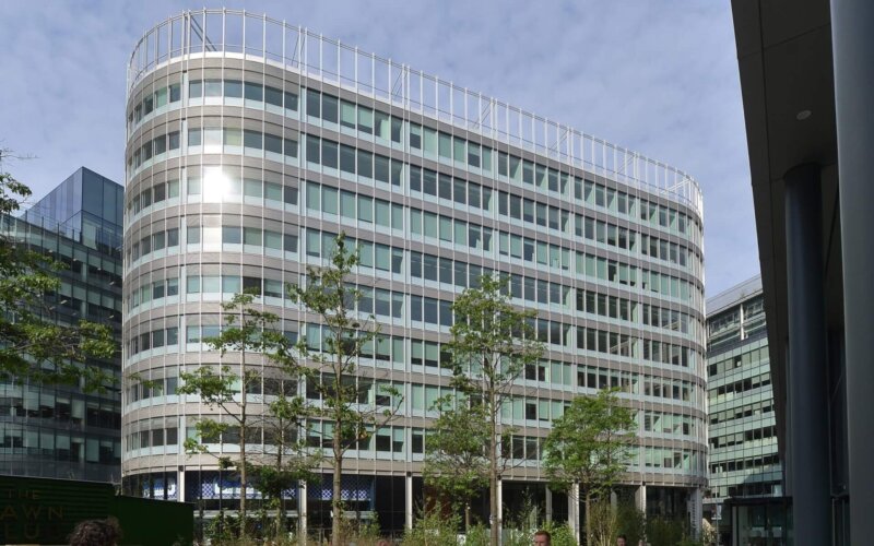3 HARDMAN Square