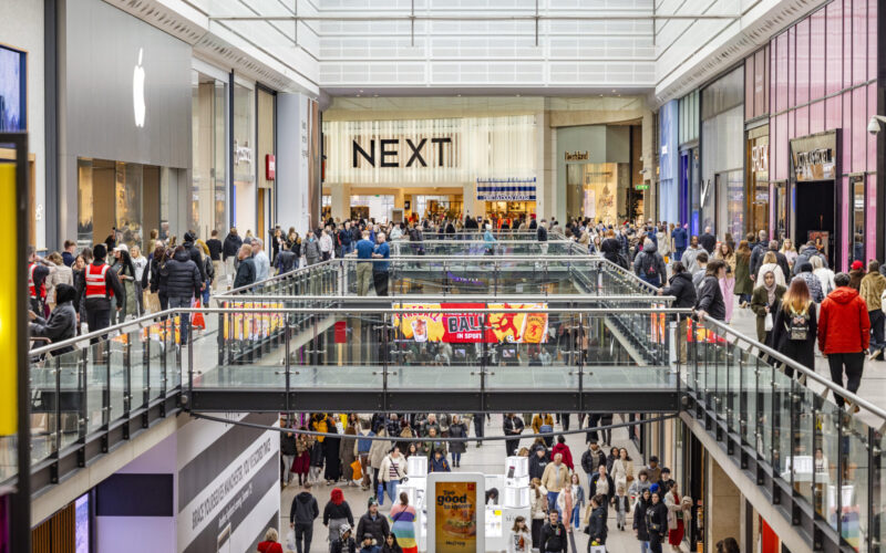 ARNDALE CENTRE 0325_082