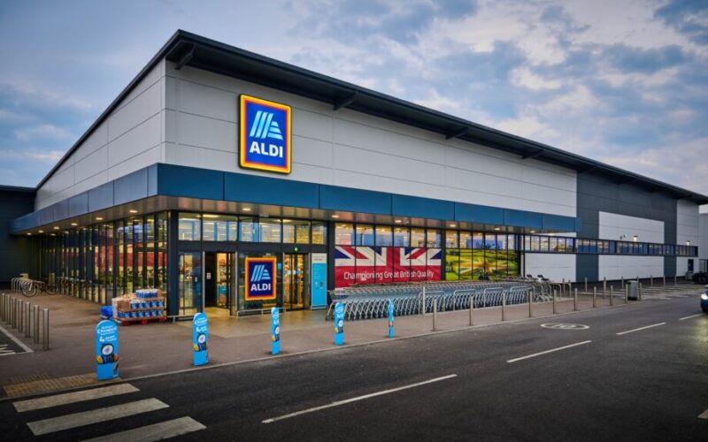 Aldi-store-920x613