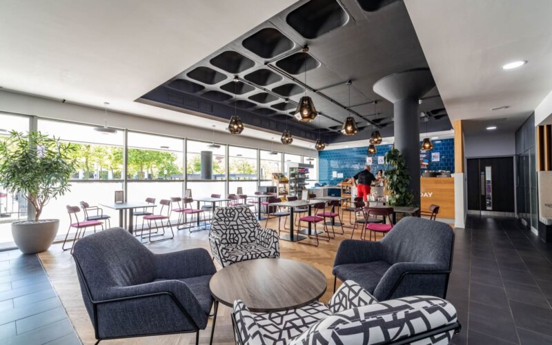 Ashton and Norfolk cafe and lounge
