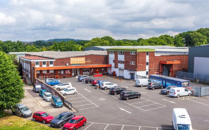 Booker, Redhill Hines