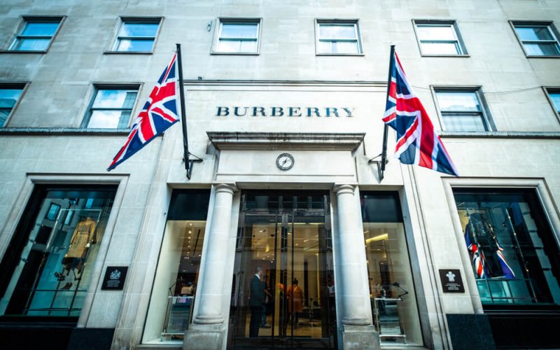 London-,September,,2019:,Burberry,Store,Exterior,On,New,Bond,Street,