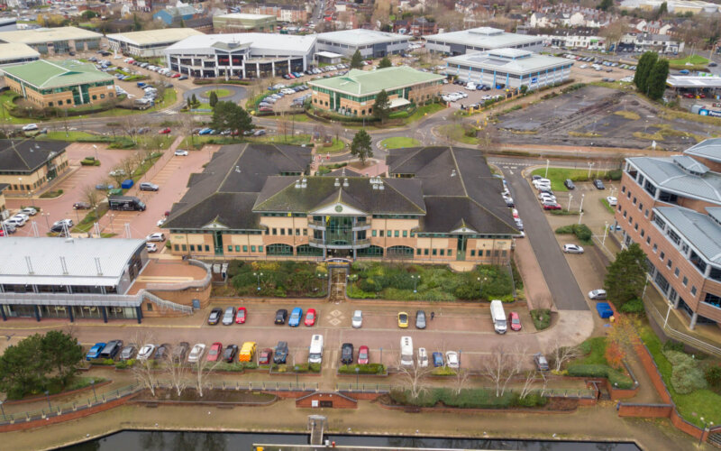 Cable Plaza