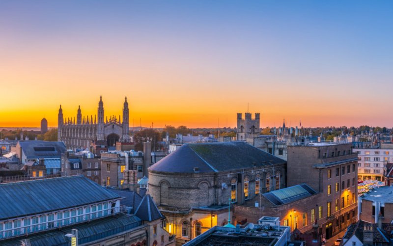Skyline,Sunset,Panorama,Of,Cambridge,City,In,England.,United,Kingdom