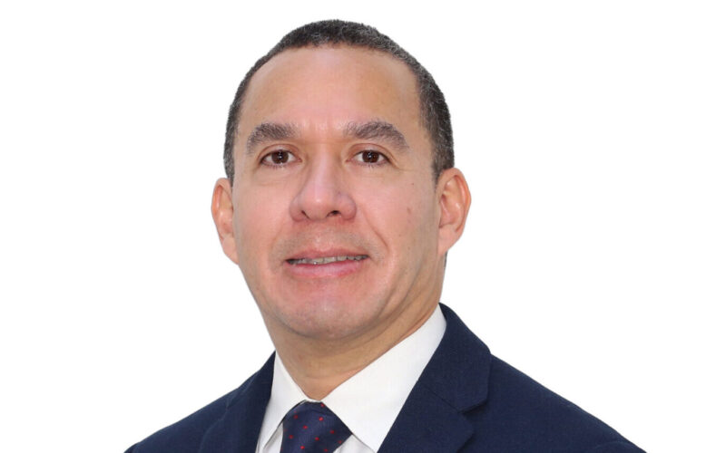 Carlos Yuen MAIN - COL