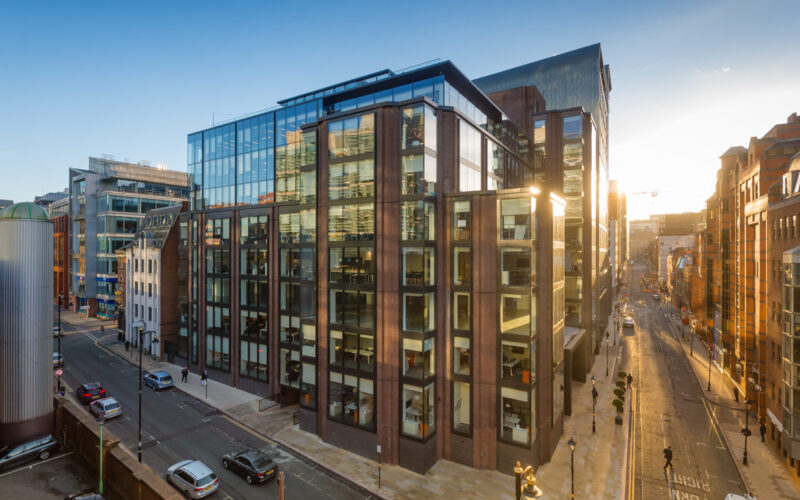 Cornerblock external