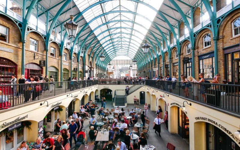 London,,Uk,-,August,10,,2017:,Summer,In,Covent,Garden,