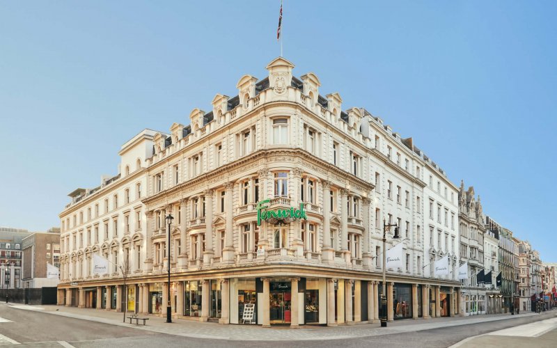 Fenwick Bond Street store front (1)