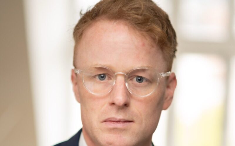 Headshot - Guy Cochrane