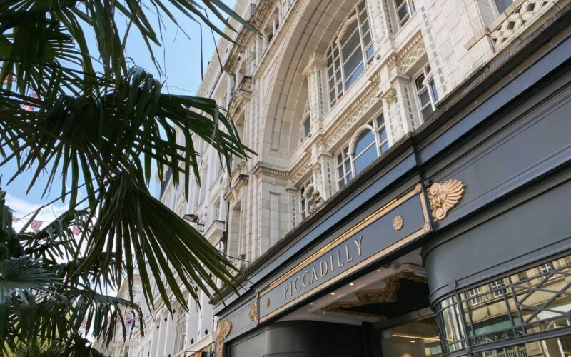 Hortons - Piccadilly Arcade 08.24