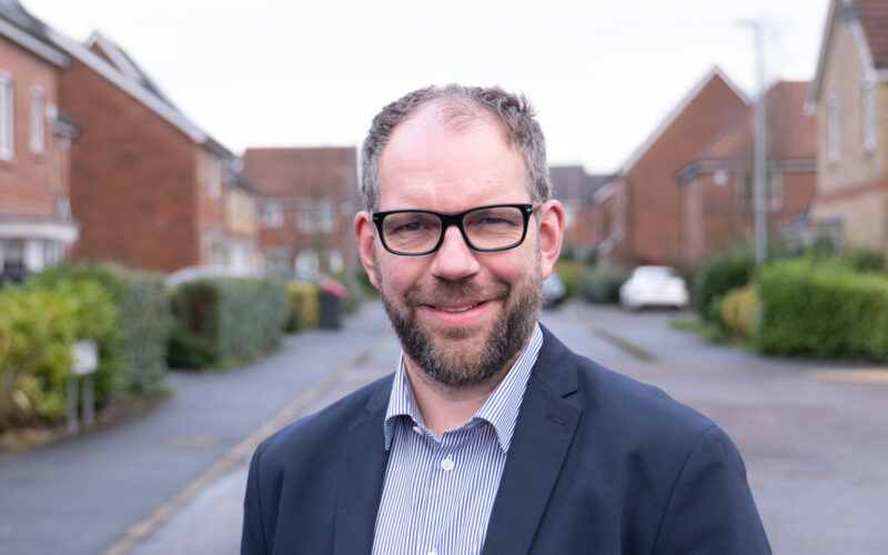 Lee Hill