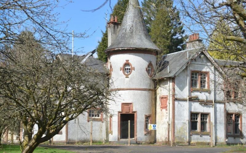 Pirniehall