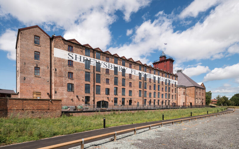 Shrewsbury Flaxmill Maltings.
Shrewsbury Flaxmill Maltings, Spring Gardens, Ditherington, Shrewsbury, Shropshire.
Main Spinning Mill, general view from the south.