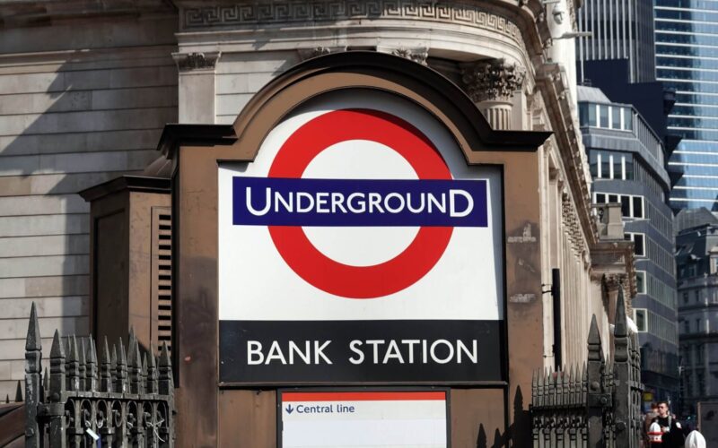London,,Uk,-,March,23,,2022:,A,London,Underground,Sign