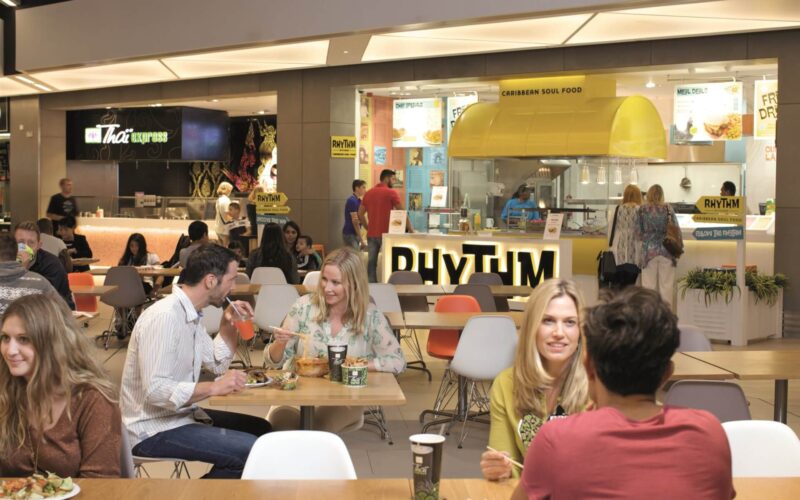 Lakeside Food Court, Couple at Rhythm Kitchen, Thai Express, Wide Shot 4