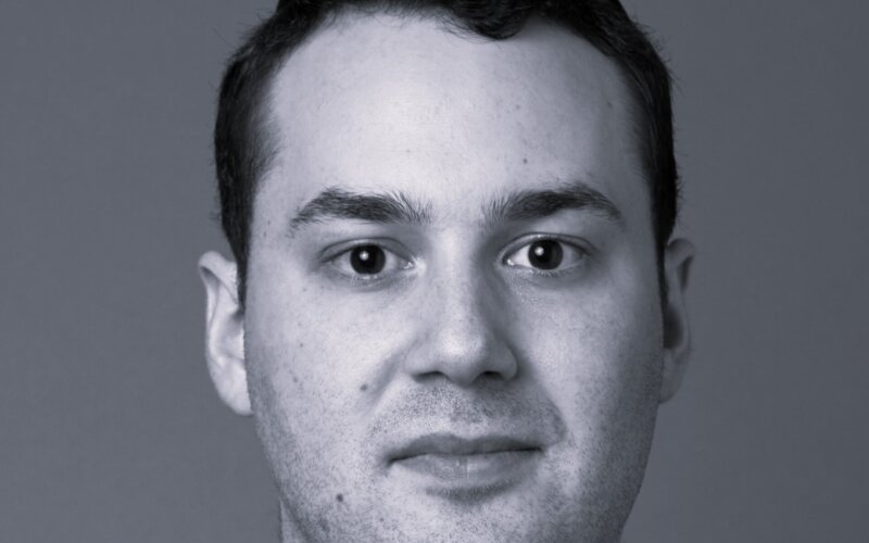 josh morris headshot B&W