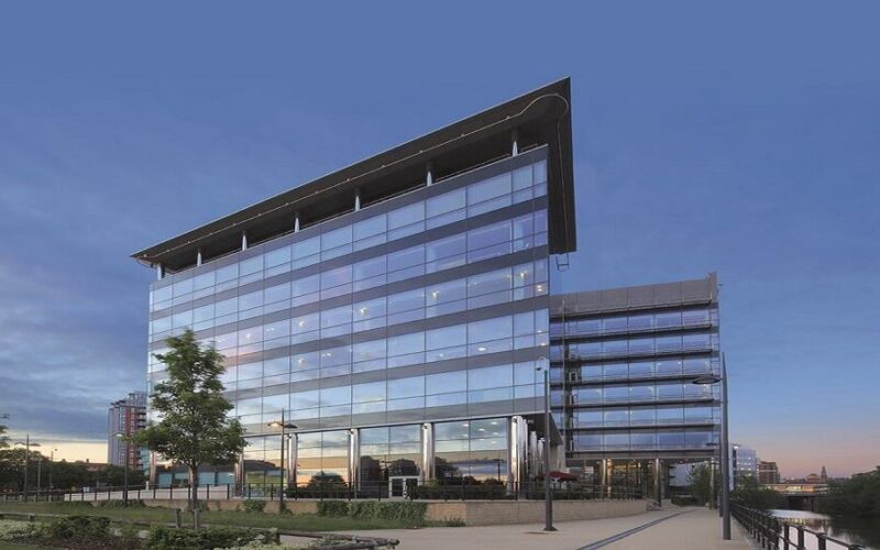 1 Whitehall Riverside