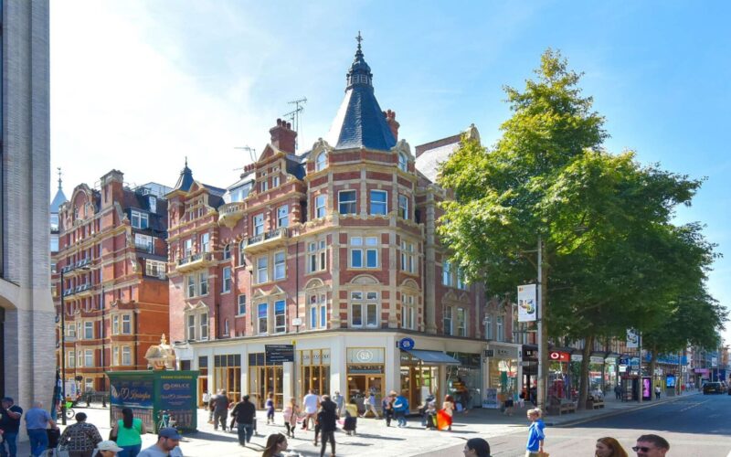 129-137 Kensington High Street