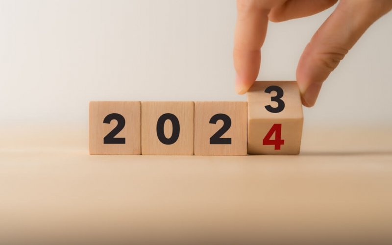 Starting,New,Year,2024.,Flipping,Of,2023,To,2024,On