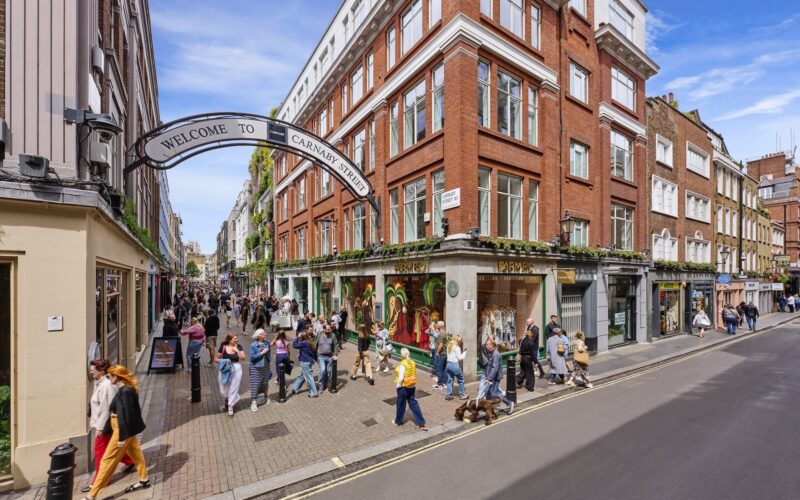 Carnaby Street (1)