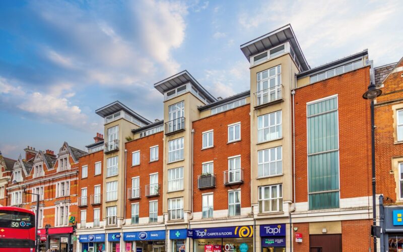 Clapham High Street medium