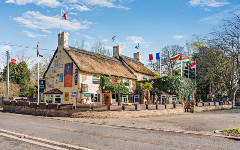 Crab Manor Hotel