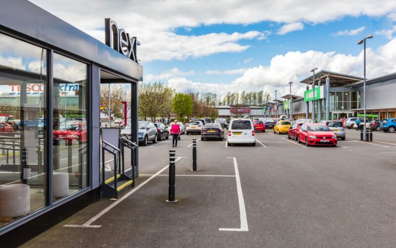 Cuckoo Bridge Retail Park - Dumfries 019