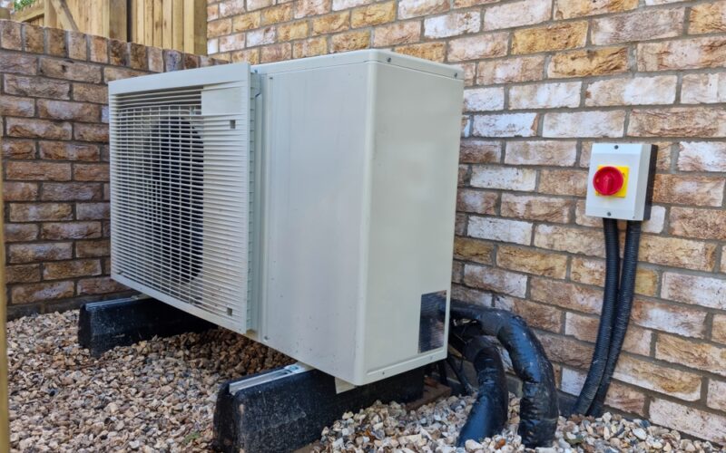 Air,Source,Heat,Pump,Unit.,Green,Renewable,Energy,,Low-carbon,Heating