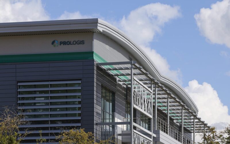An industrial building featuring the Prologis sign