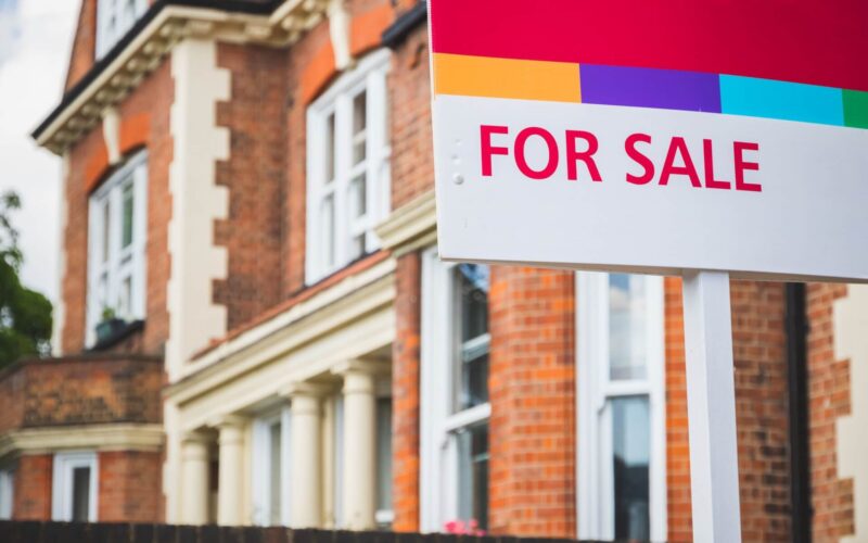 House shutterstock_1829134706-min