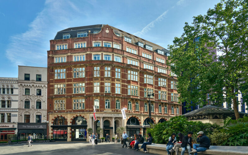 LEICESTER_SQ Radisson Blu_4127