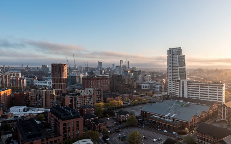 An,Aerial,Panoramic,View,Of,A,Leeds,Cityscape,Skyline,With