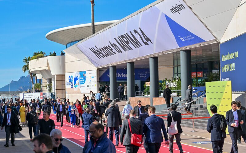 MIPIM 2024 - ATMOSPHERE - OUTSIDE VIEW