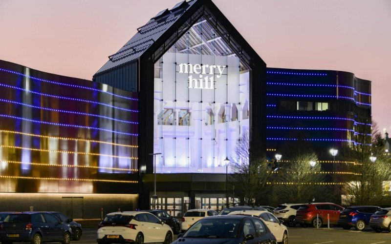 Merry Hill Exterior 01