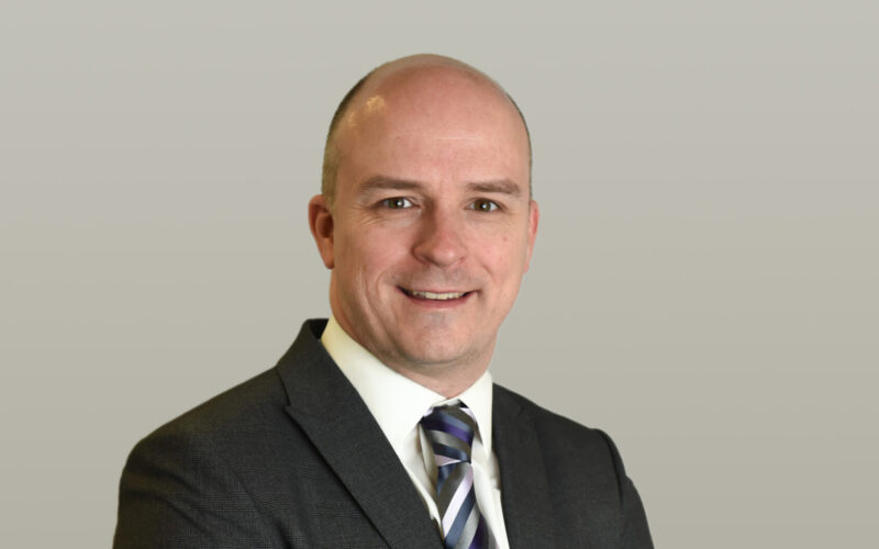 Richard Holmes Headshot - Colour