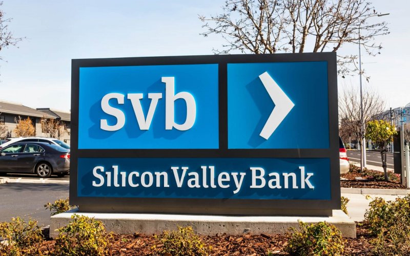 Silicon Valley Bank shutterstock_1633395511-min