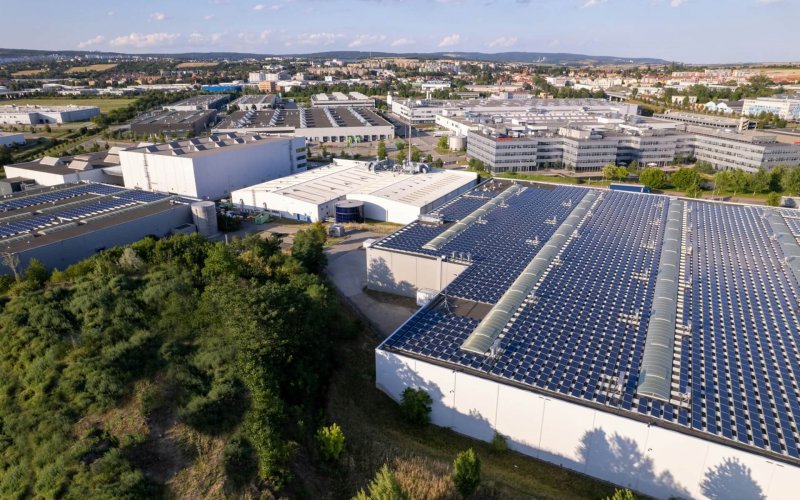 Solar panels at CTPark Brno low res