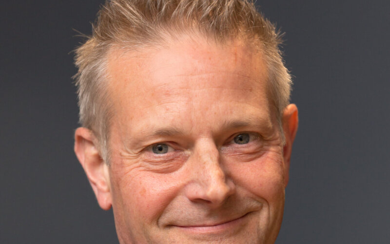 Tim Giles headshot