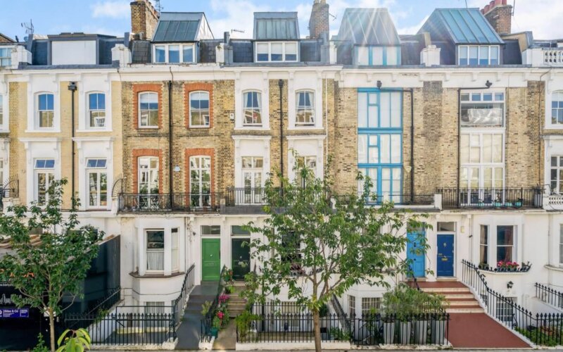 lOT 143 - 46 Redcliffe Road, Savills