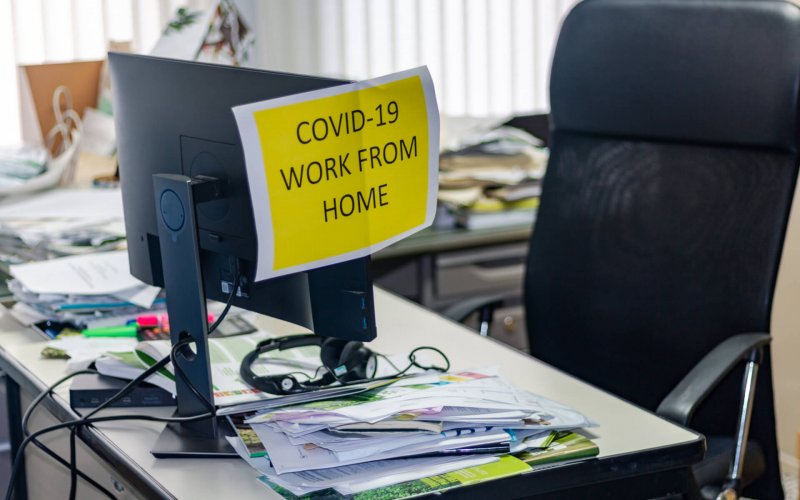 Empty,Office,Space,While,Officer,Is,Working,From,Home,To