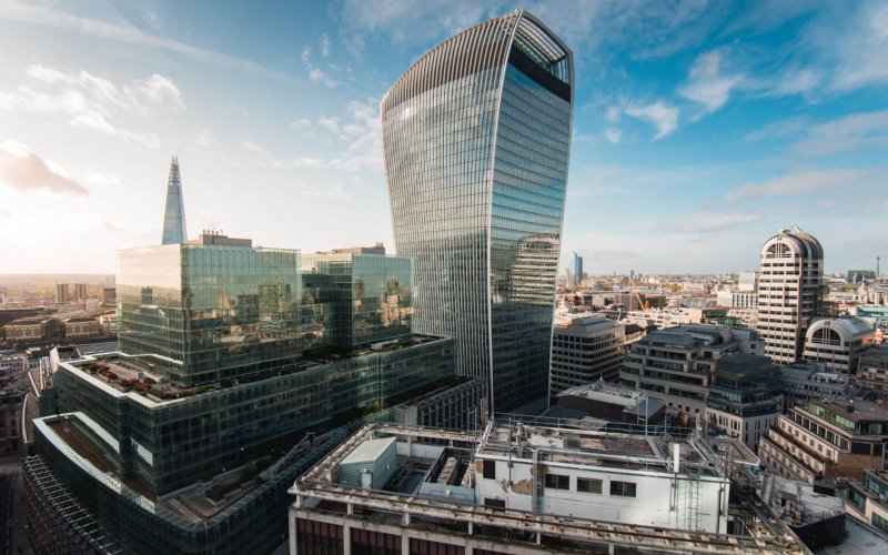 London,,Uk,-,October,18,,2019:,View,Of,The,Iconic